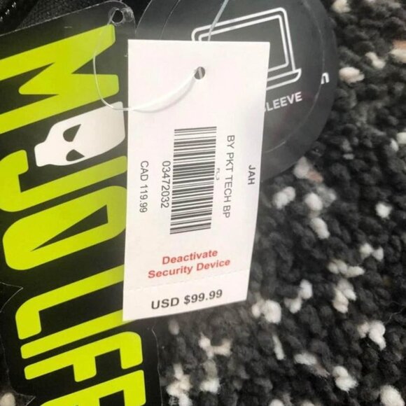 Spencer’s Tech Knapsack with Power Bank Laptop Sleeve Black/Yellow - Picture 4 of 4